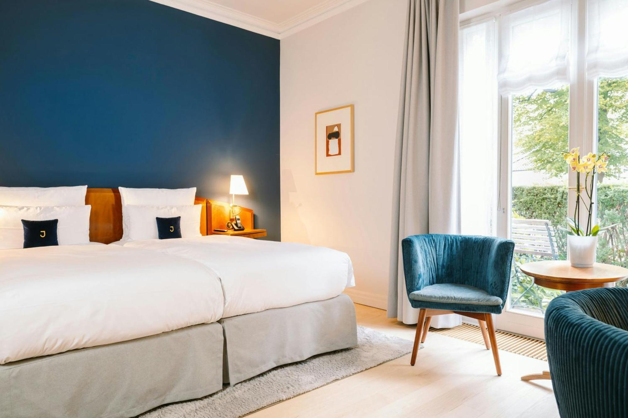 Deluxe Double Room Garden View